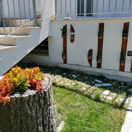 Casa vacanze Piana Dei Greci *