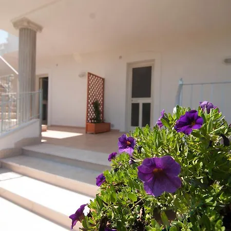 Holiday home Piana Dei Greci